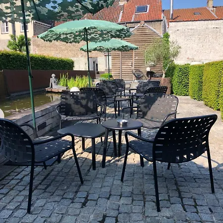 Montanus Hotel 4*